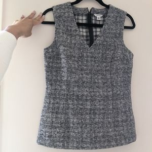 CK tweed sleeveless Top (V-neck)